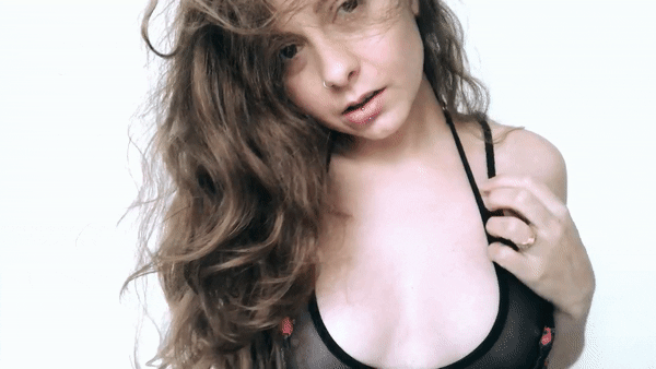 la-femme-publique:What-a-Mess 🐱