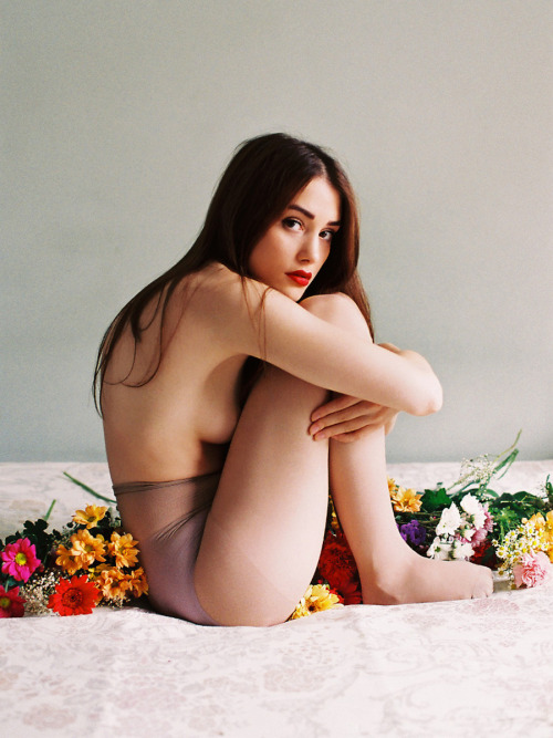 xxx-girl-xxx:  Alena Eliseeva by Hollie Fernando 
