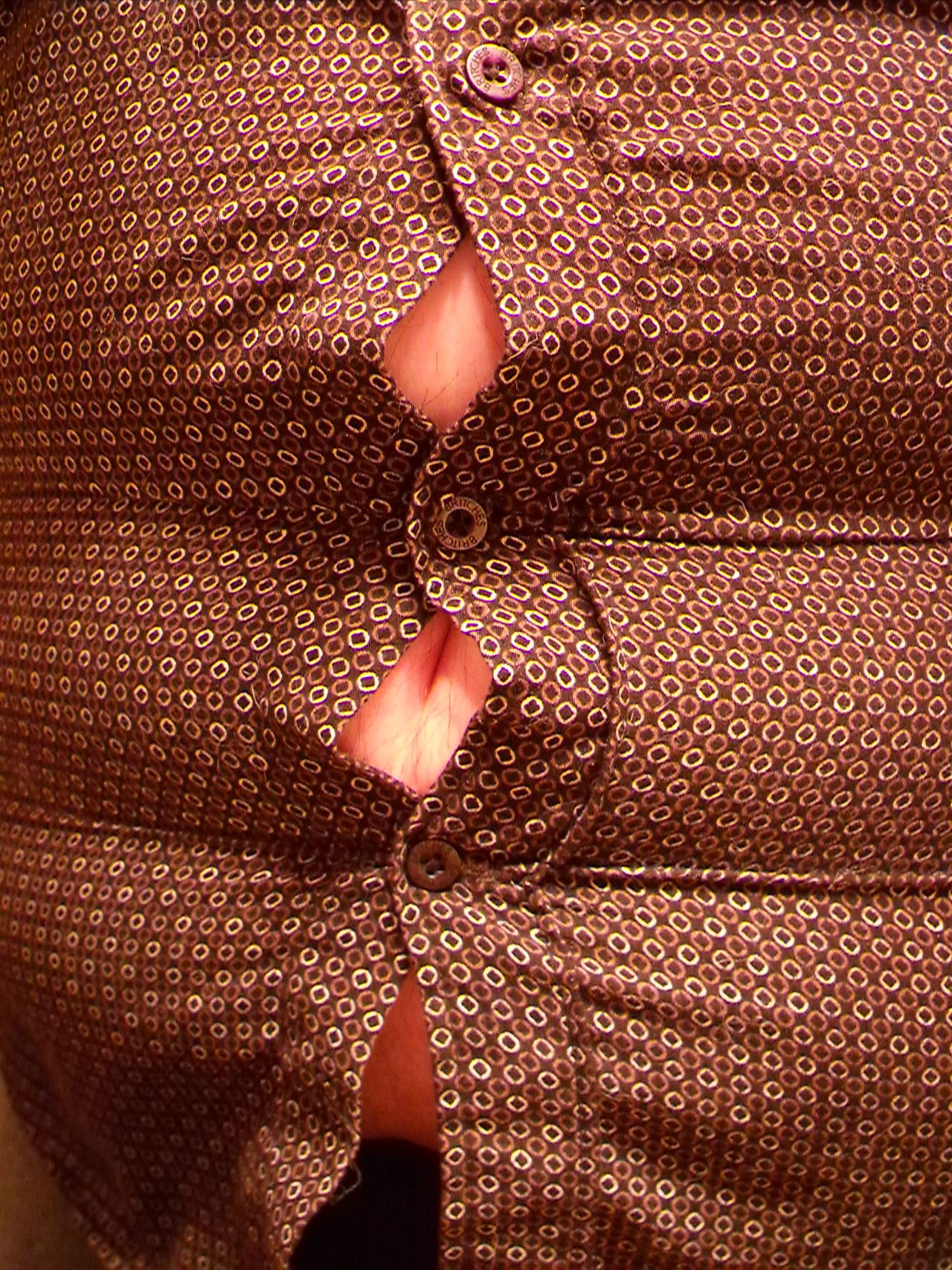 lardfill:  Tight Tuesday  - 4xl is 3 XL’s too small.