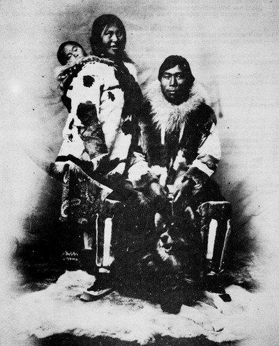 Chukchi family with their husky dog (Russia, 1900 – 1910).