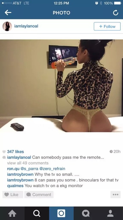 kingjaffejoffer:  She eventually deleted the picture because people were roasting her television  
