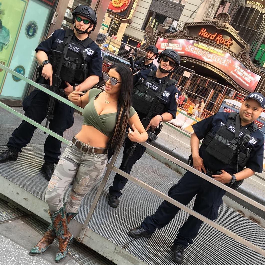 New York&rsquo;s Finest 👮🏻 by missmeena1
