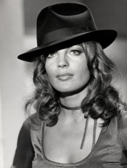 gatabella:  Romy Schneider wearing Yves Saint