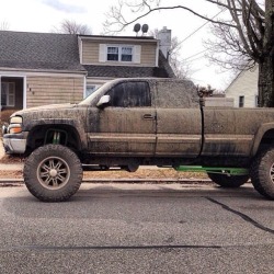 Flip-Flops-And-Cut-Off-Jeans:  Truckyeaahhh:  Beautiful Muddy Chevy  Ugh.. I Need