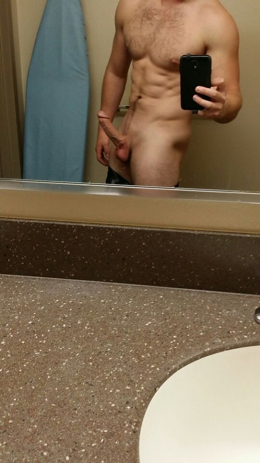 southhallspsu:  This may be one of my favorite cocks ever.   The curve, the girth,