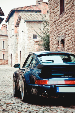 italian-luxury:Porsche 964 Turbo 3.6