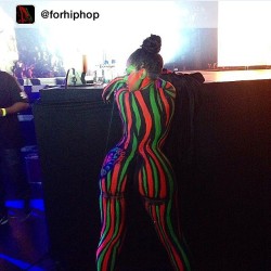 stephsdope:  Bonita Repost from @forhiphop The Low End. #forhiphop #justhiphop #keepithiphop #hiphophead #hiphop #thelowendtheory #atribecalledquest #atcq #stephaniesantiago (at Madison Square Garden)