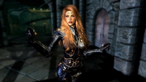 kaleidoscopegirl:Nora modeling the Bless MS 0101 armor. 