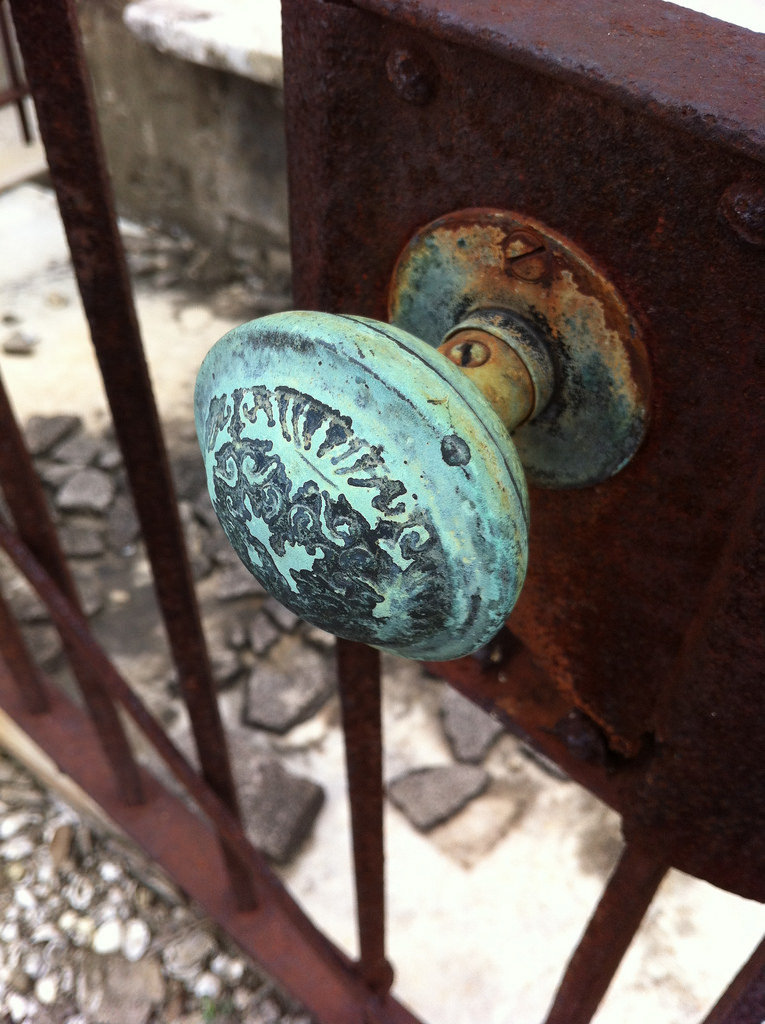 I faved Mausoleum Gate - St. Louis Cemetery No. 2
by Big Blue Mess
embiggen by clicking: http://flic.kr/p/op37JH
“New Orleans 2014”
August 11, 2014 at 05:06PM