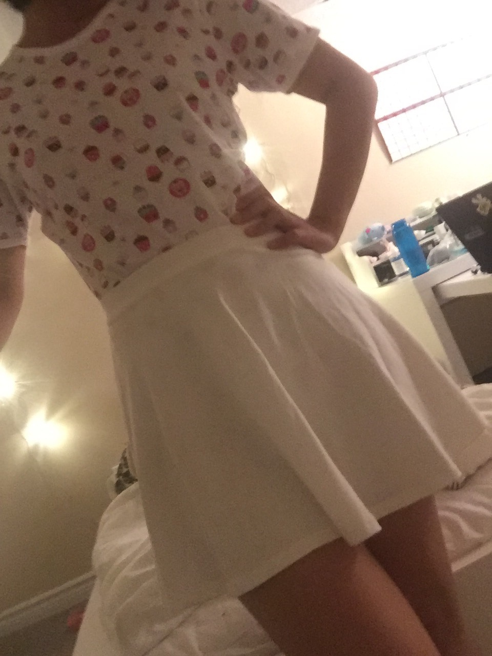 smalllittlething:  I think I might be able to get away with wearing my onesie in