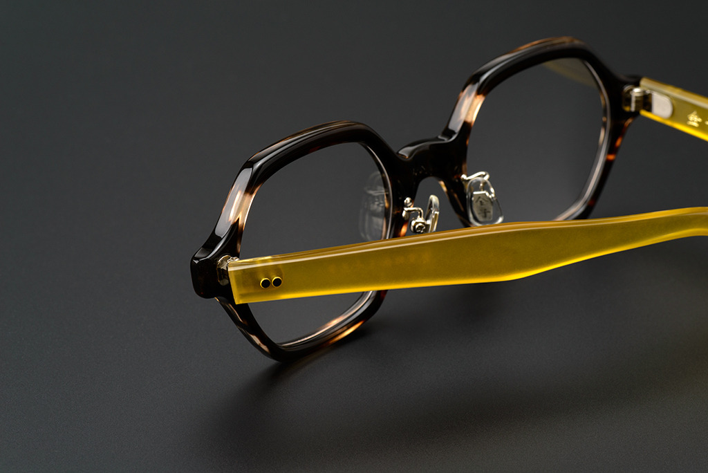 金子眼鏡 | KANEKO OPTICAL - ゆとりサイズのヘキサゴン 金子眼鏡 ｢KC-63｣