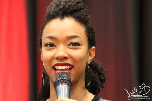 lucvonferkel:Sonequa Martin-Green, InfeCtiON 2015more: [DA] or [FB]