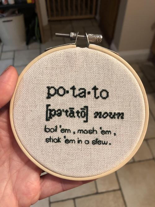 crossstitchworld:  Just a lil lotr stitch!