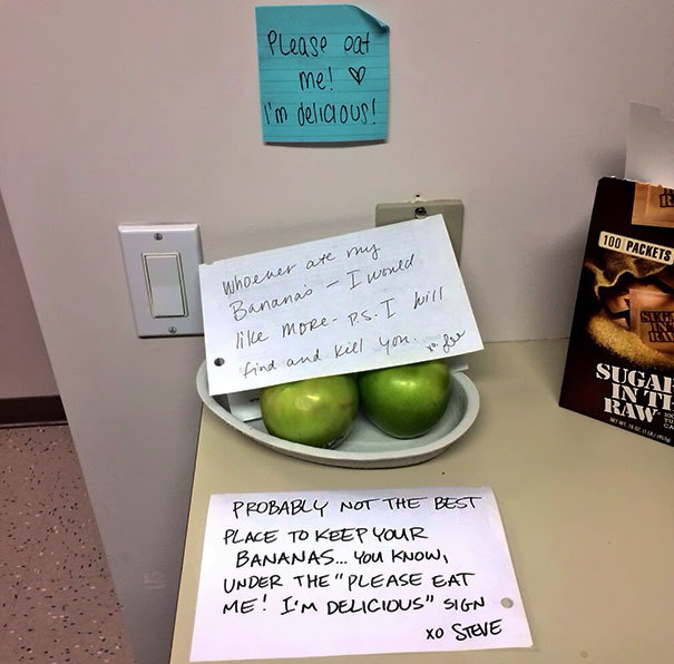 pr1nceshawn:  It’s Good To Have A Sense Of Humor While At Work. 