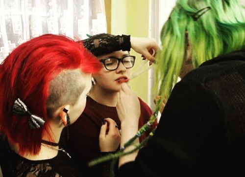 ✴A little Gothik/Punk meet at my friend Laura’s birthday last year. ✴ And as you can see, I pi