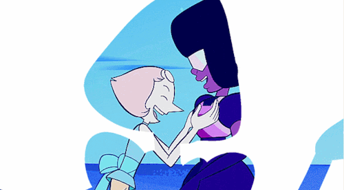 discordlikesspooky:  “A truly great Fusion is like a truly great relationship: Its power is  amplified by trust, respect, absolute honesty, and constant  communication.”  –Garnet in The Guide To The Crystal Gems 