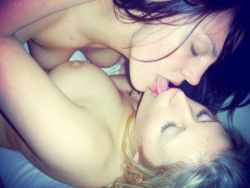 Amateur Girlfriends