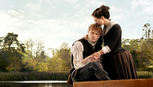  Claire and Jamie visit his Aunt Jocasta at her plantation, River Run. When tragedy strikes at the p