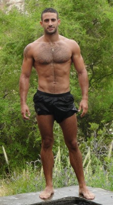 manlypics:  Eliad Cohen