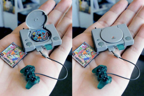 XXX awwww-cute:  Tiny Playstation photo