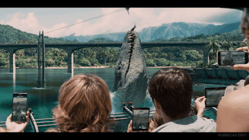purrcatory:  Mosasaurus in Jurassic World (x).