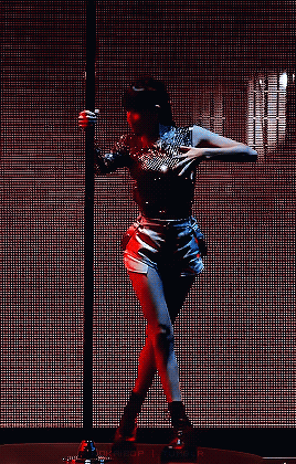 BLACKPINKS LISA BORN PINK WORLD TOURLALISA + MONEY MEDLEY DANCE BREAK (cr.)