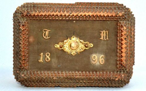 Tramp art box made in Germany, c. 1896. (Via eBay)