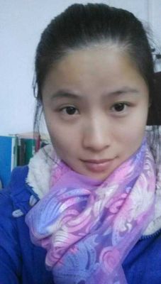 upeverydate:  又一良家清秀女自拍照遭泄漏