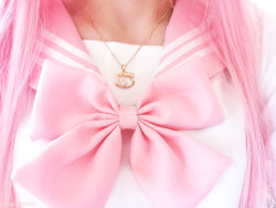 shiwa-hime:  Sailor uniform ~ SpreePicky ~ Review ~ ษ,99   Hello Kitty golden Necklace ~ Off-brandPink wig ~ It’s a giveaway prize from the lovely Pinkekiss ~ Code: Unicorn for 10% off. 