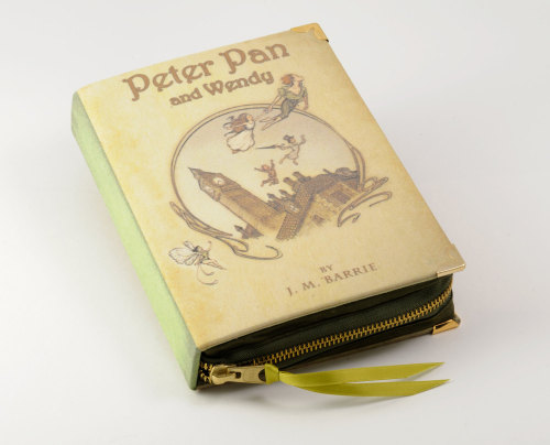 52hearts:  Book Clutches by psBesitos 