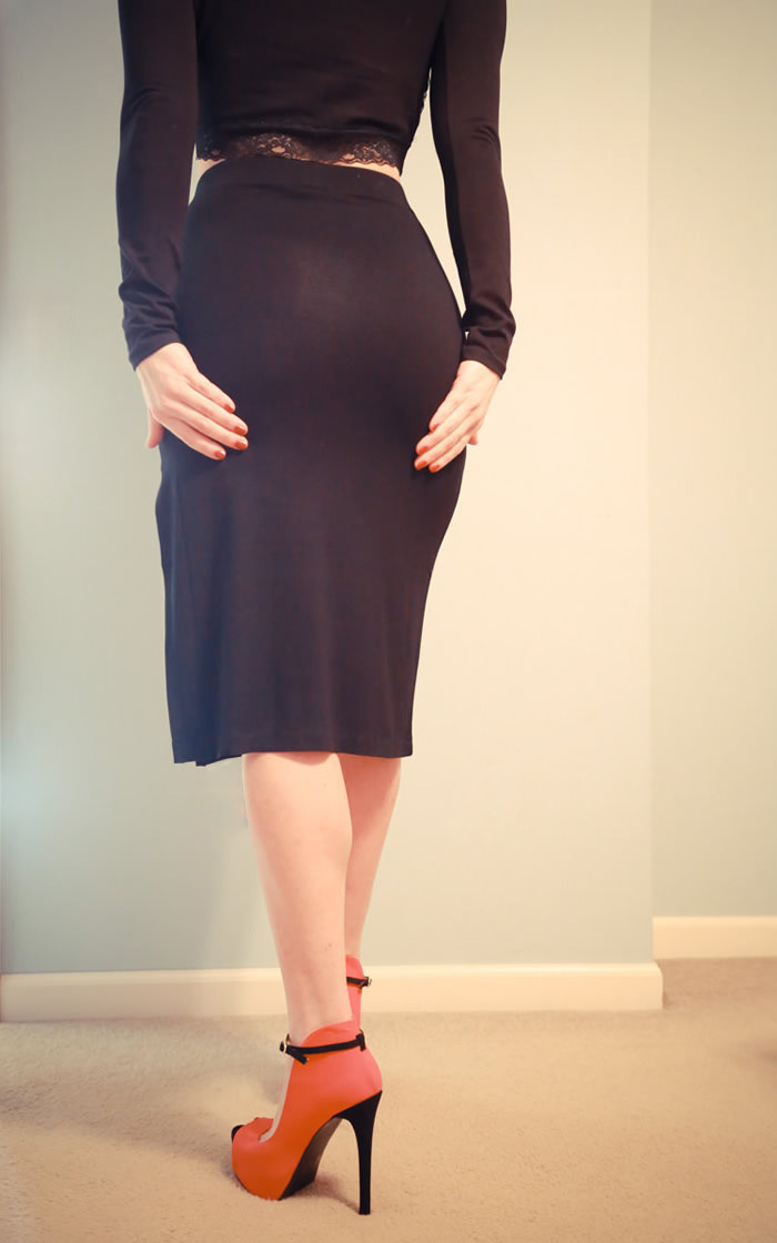 divinebliss2:  myclassywife:  This weekend’s theme will be dresses and/or skirts.