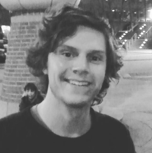 Evan peters icons