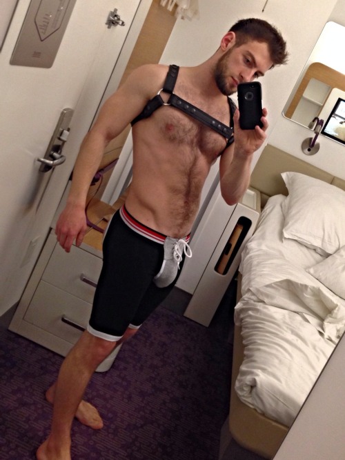 bearkinder:  Hmmm, guess I know what I’ll be looking for next time I go gear shopping