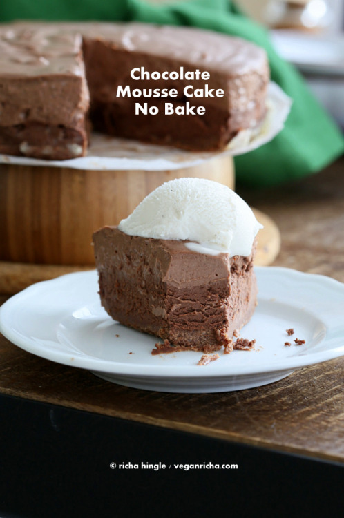 veganfoody: Triple Layer Chocolate Mousse Cake (GF)