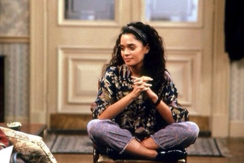 g-u-n-m-e-t-a-l:Denise Huxtable was such a babe