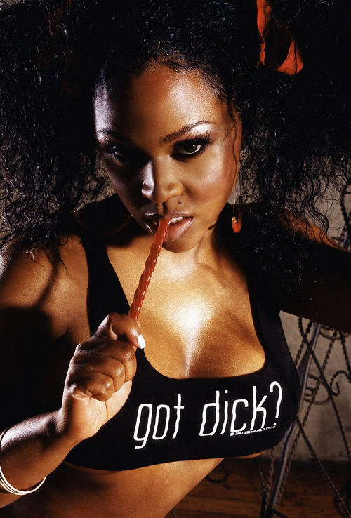 fuckyeslilkim:Lil’ Kim - King Magazine, 2003. 