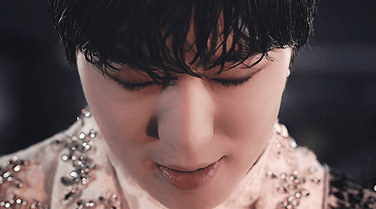 #seungyoon from tell me what you wanted?