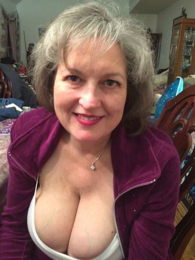 Mature Women With Huge Cleavage