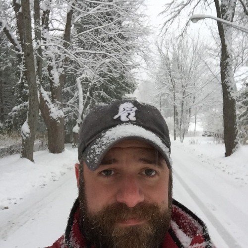 planesdrifter:  Follow planesdrifter: trueTHAT if you’re an admirer of older, hairy natural and muscular men.Check it out and the archive too or the live cams.