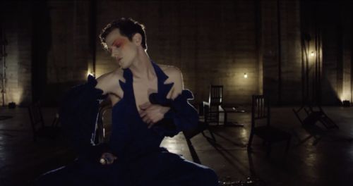 tomakeyounervous:Perfume Genius - “Die 4 You”directed by Floria Sigismondi