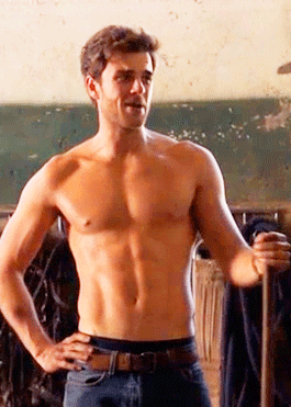 famousmeat:  Shirtless Nathaniel Buzolic strips to underwear in every episode of CW’s Significant Mother so far 