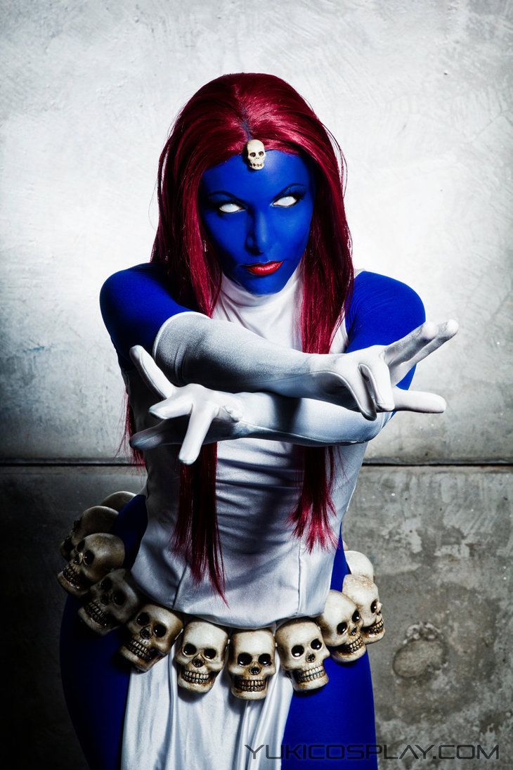 whybecosplay:  Mystique at ComicCon Experience by Yukilefay on @DeviantArt