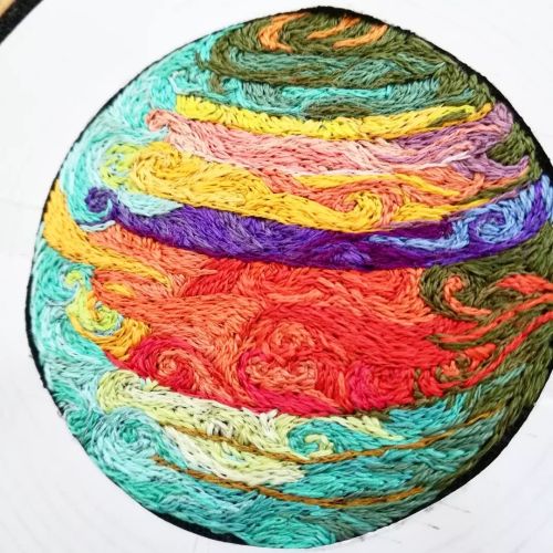  “Saturn”WIP…I’m working on this embroidery since 15h00 now and I’m s