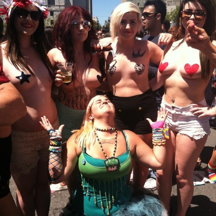 chubbylady:  Just worshipping some boobage at gay pride!(;  Amazingly fun pic!
