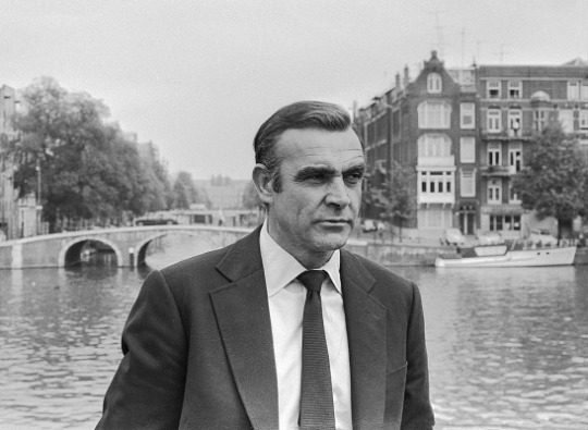 Sean Connery shooting the James Bond movie Diamonds are Forever in Amstedam 1971