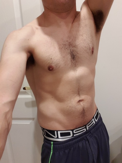 Smashed my abs just now. Loving how they&rsquo;re coming along