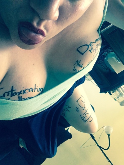 sweetheartkandi: I mean…. my leg says it all.. I’m useful.