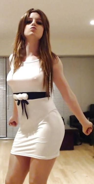 tranisa:  Beautiful Claire Bunni transgender sex pot. Please reblog if you think she is sexy FOR MOR