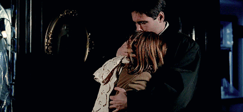 davidsduchovny:mulder &amp; scully + actual married couple (season 2)