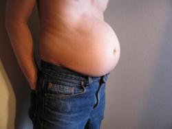 gainerist:  Same jeans, larger belly. 